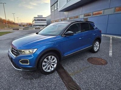 gebraucht VW T-Roc 20 TDI SCR Sport DSG SportACCST-Heizung.