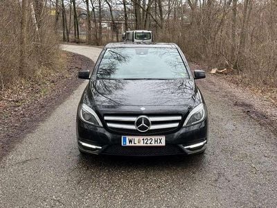 Gebraucht Mercedes B200 Edition 156 PS (114 kW) 2012 Van / Kleinbus