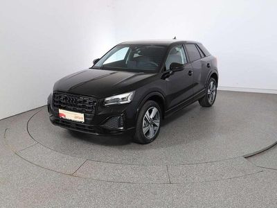 Neu Audi Q2 Admired 116 PS (85 kW) 2025 Schwarz  normal SUV