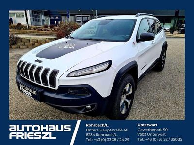Weiß Gebraucht 2018 Jeep Cherokee Trailhawk SUV | € 25.900