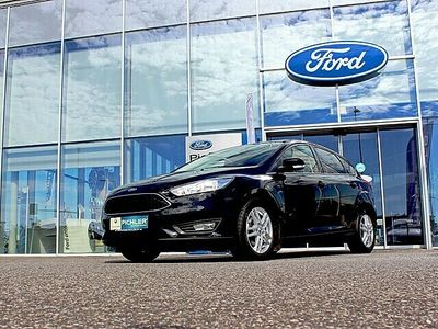 gebraucht Ford Focus Trend 10 EcoBoost 101PS KLIMAUT./ WINTERPAKET
