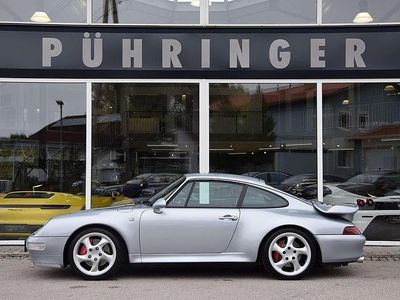 Grau Gebraucht 1996 Porsche 911 Carrera 4 Coupé | € 199.900