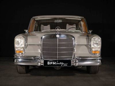 Grau Gebraucht 1969 Mercedes 600 Limousine | € 230.000