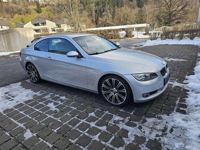 gebraucht BMW 330 330 d Coupé Österreich-Paket