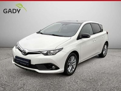 Weiß Gebraucht 2018 Toyota Auris Active Limousine | € 12.930 (Fairer Preis)