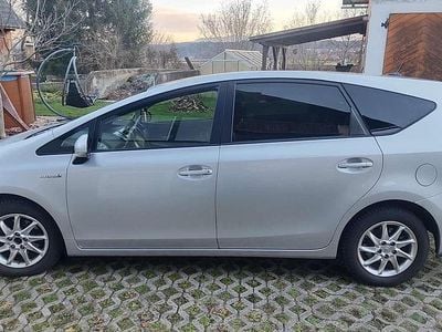 Silber Gebraucht 2015 Toyota Prius+ Comfort Van / Kleinbus | € 15.600