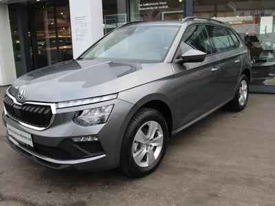 Mittelgrau metallic Neu 2025 Skoda Kamiq Essence SUV | € 24.090 (Guter Preis)