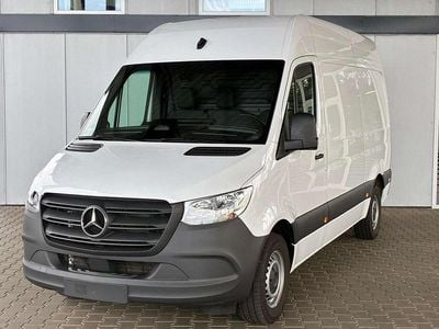 Weiß Gebraucht 2024 Mercedes Sprinter Van | € 56.168 (Etwas zu teuer)