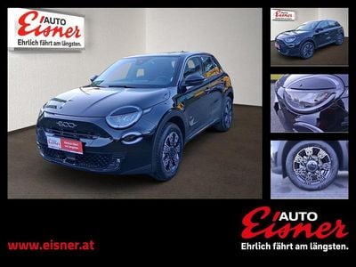 Neu Fiat 600 Pop 101 PS (74 kW) 2025 Schwarz Limousine