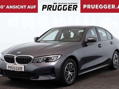 Grau Gebraucht 2022 BMW 316 Advantage Limousine | € 29.990 (Fairer Preis)
