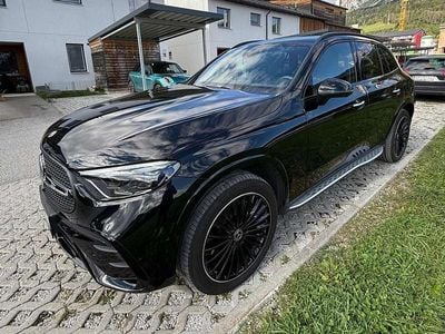 Schwarz Gebraucht 2024 Mercedes GLC400d SUV | € 70.900