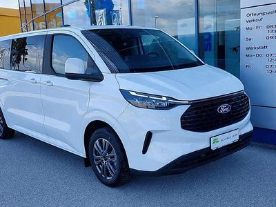 Gebraucht Ford Tourneo Custom Trend 136 PS (100 kW) 2025 Weiß Van
