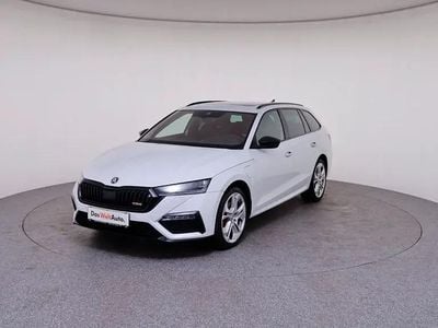 Weiss metallic Gebraucht 2021 Skoda Octavia RS Kombi | € 31.450 (Teuer)