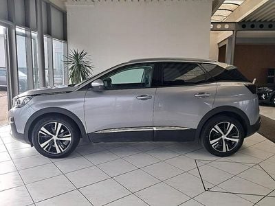 Gebraucht Peugeot 3008 Allure 131 PS (96 kW) 2018 Grau SUV