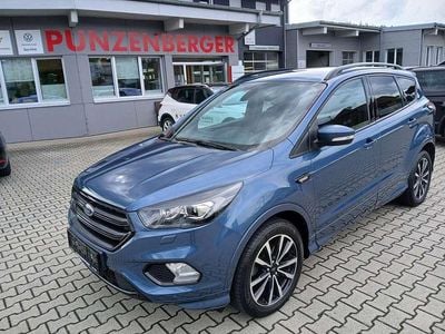 Mittelblau metallic Gebraucht 2019 Ford Kuga ST-Line SUV | € 15.950 (Fairer Preis)