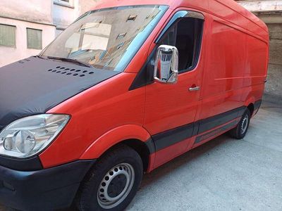 Rot Gebraucht 2008 Mercedes Sprinter Van | € 12.499