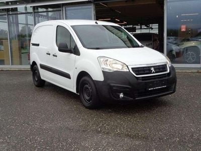 Weiß Gebraucht 2018 Peugeot Partner Premium Van | € 10.990 (Fairer Preis)