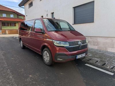 Rot Gebraucht 2023 VW Caravelle Van / Kleinbus | € 22.999