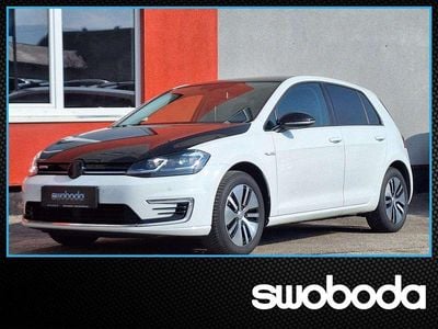 Gebraucht VW e-Golf 100 kW (136 PS) 2021 Weiss Kleinwagen