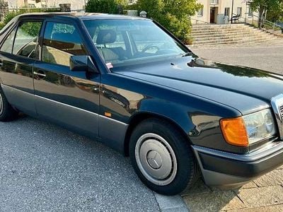 Gebraucht Mercedes E200 118 PS (86 kW) 1990 Limousine