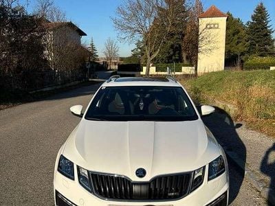 gebraucht Skoda Octavia Combi 2.0 TDI DSG RS