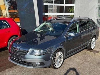 Grau Gebraucht 2014 Skoda Superb Elegance Kombi | € 11.900 (Guter Preis)