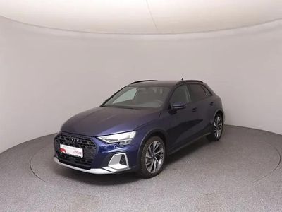 Mittelblau metallic Neu 2025 Audi A3 Ambiente Limousine | € 36.490 (Guter Preis)