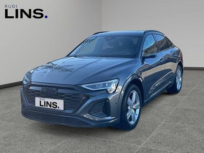 Gebraucht Audi Q8 e-tron S-Line 300 kW (408 PS) 2023 Mittelgrau  metallicperleffekt SUV