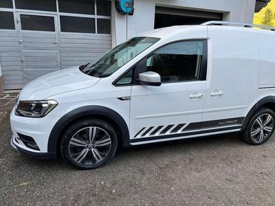Weiß Gebraucht 2016 VW Caddy Van / Kleinbus | € 13.400 (Etwas zu teuer)