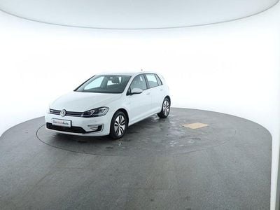 Weiss normal Gebraucht 2020 VW e-Golf Kleinwagen | € 15.950 (Fairer Preis)