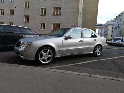 Silber Gebraucht 2003 Mercedes E320 Avantgarde Limousine | € 7.990