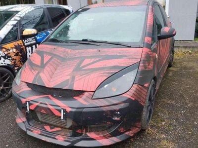 Rot Gebraucht 2006 Mitsubishi Colt Limousine | € 3.900