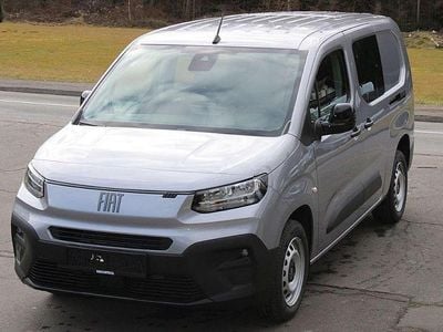 Grau Neu 2025 Fiat Doblò Van / Kleinbus | € 29.990 (Guter Preis)
