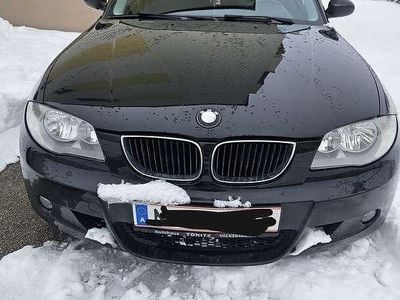 Gebraucht BMW 118 121 PS (88 kW) 2006 Schwarz Kleinwagen