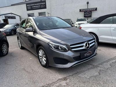 Grau Gebraucht 2018 Mercedes B180 Van / Kleinbus | € 13.499 (Superpreis)