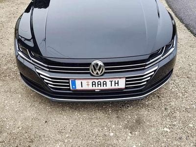 Gebraucht VW Arteon Comfortline 150 PS (110 kW) 2018 Schwarz Limousine