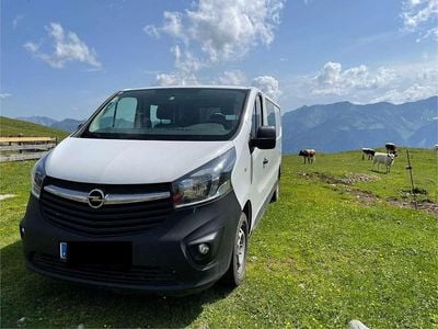 Gebraucht Opel Vivaro 120 PS (88 kW) 2016 Weiß Van / Kleinbus