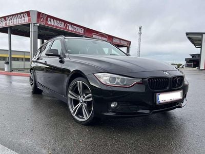 Schwarz Gebraucht 2013 BMW 318 M Sport Kombi | € 7.850 (Fairer Preis)