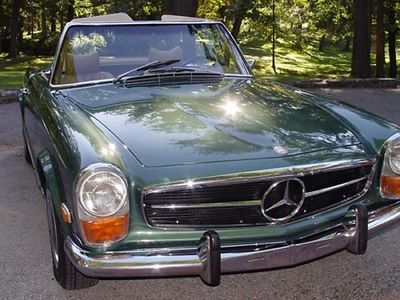 Gebraucht Mercedes SL280 160 PS (117 kW) 1970 Dunkelgrün Cabrio