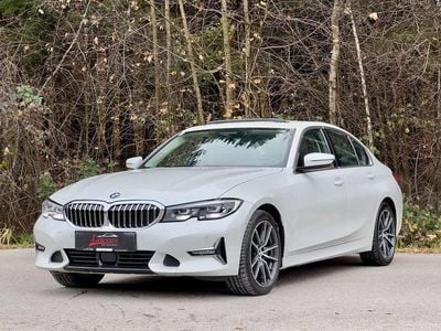 Weiß Gebraucht 2019 BMW 320 Luxury Line Limousine | € 27.498 (Fairer Preis)