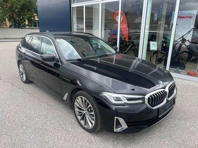 Gebraucht BMW 520 Luxury Line 190 PS (139 kW) 2022 Schwarz Kombi