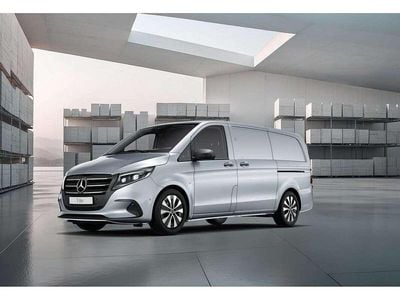 Gebraucht Mercedes Vito 163 PS (119 kW) 2024 Silber Van