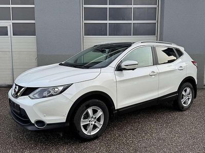 Gebraucht Nissan Qashqai Tekna 110 PS (80 kW) 2017 Weiß SUV