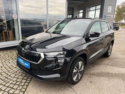 Schwarz metallicperleffektno Gebraucht 2023 Skoda Karoq Ambition SUV | € 24.990 (Fairer Preis)