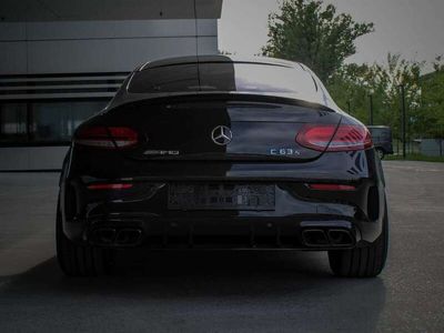 Mercedes C63 AMG