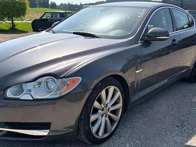 Grau Gebraucht 2009 Jaguar XF Limousine | € 9.990