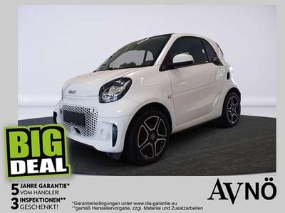 Weiß Gebraucht 2021 Smart ForTwo Coupé Coupé | € 11.580