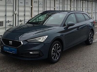 Neu Seat Leon Style 115 PS (84 kW) 2026 Dunkelblau  normal Kombi