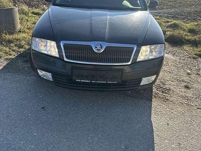 Gebraucht 2004 Skoda Octavia Elegance Limousine | € 899