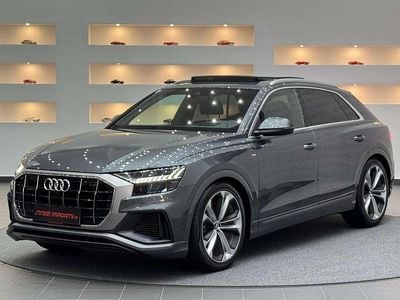 Grau Gebraucht 2019 Audi Q8 S-Line SUV | € 74.900 (Teuer)
